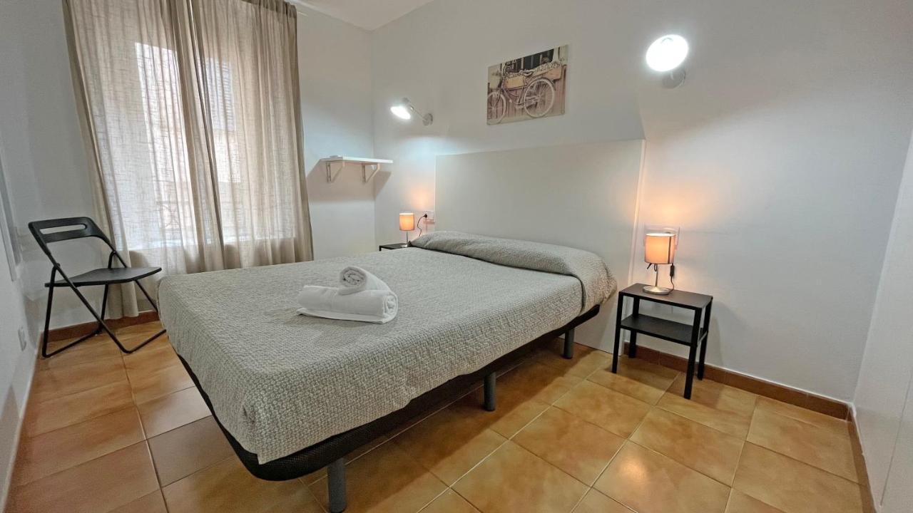 Hostal La Premsa Аренис де Мар Екстериор снимка